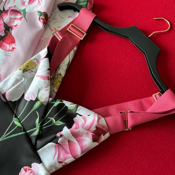 Brand new Ted baker dress - Picture 5 of 9